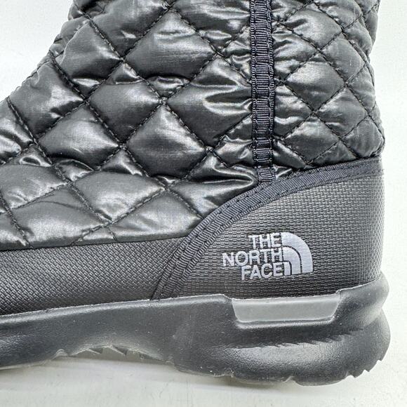THE NORTH FACE ThermoBall Black Quilted Fleece-Lined Button Snow Boots - Picture 8 of 11
